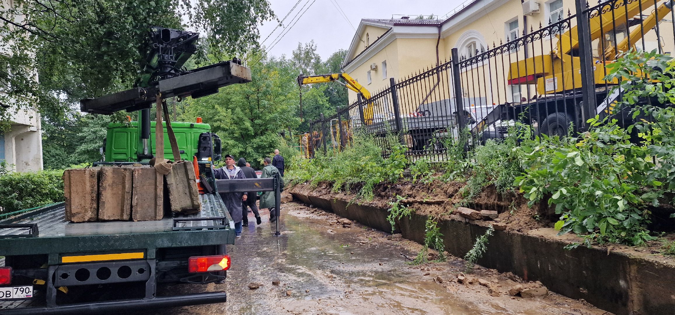 ЧП Балашиха, бетонные плиты у дк кучино,