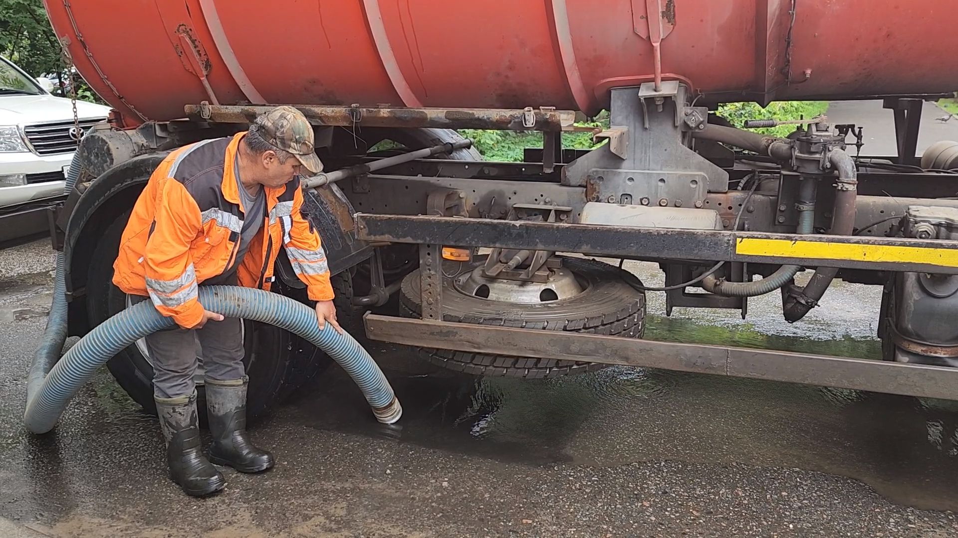 королёв, благоустройство, последствия дождя, откачка воды на улицах округа,