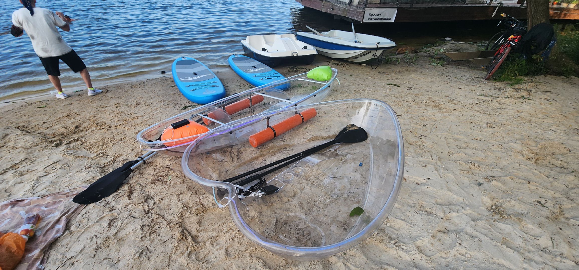 долгопрудный, парк мысово, котовский залив, пляж, лодки, сапы, лодка в форме сердца, романтика,