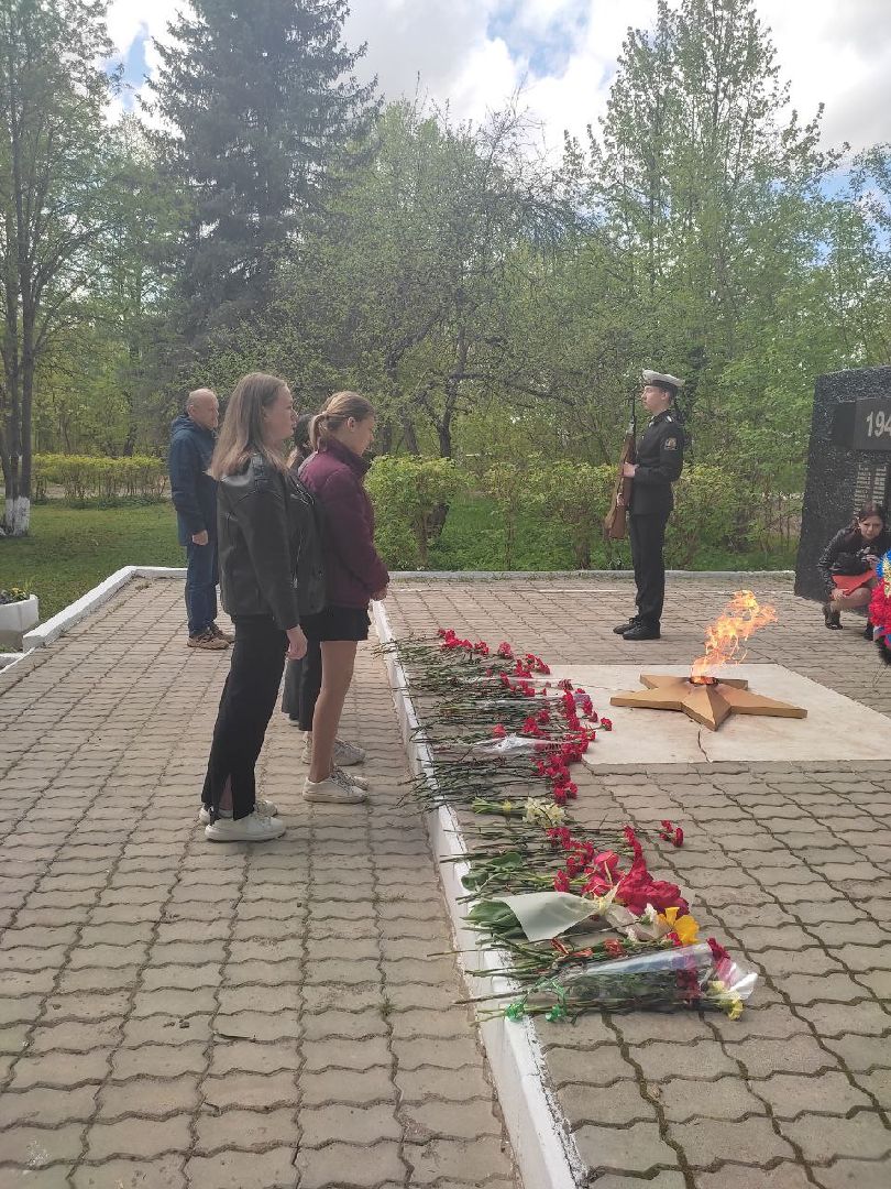 серпухов, день победы, кадетский корпус, школьники, мемориал, улица крюкова, вов,