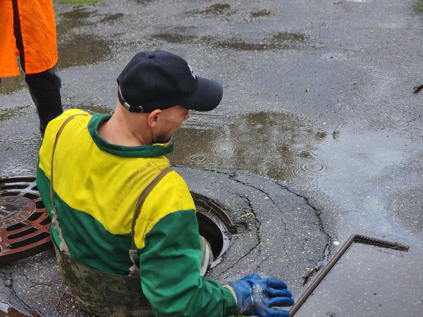 пушкино, откачка воды, работа, коммунальные службы