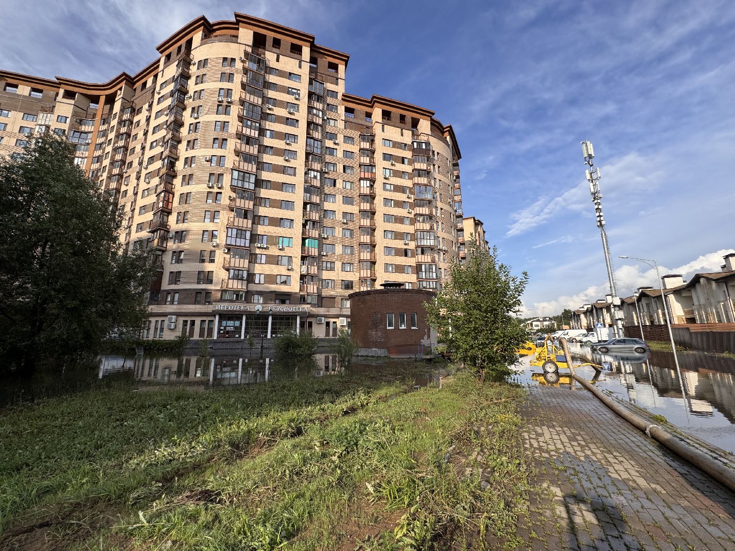 Потоп в Одинцово, Гусарская баллада в воде, Подтопление,