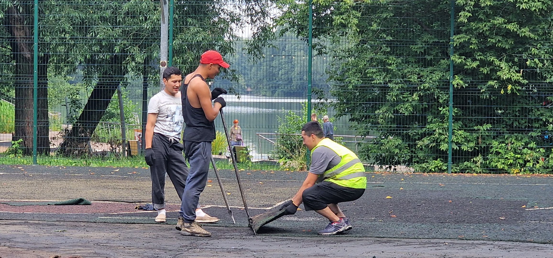 парк пехорка, балашиха, благоустройство, ремонт баскетбольной и волейбольной площадки в пехорке,