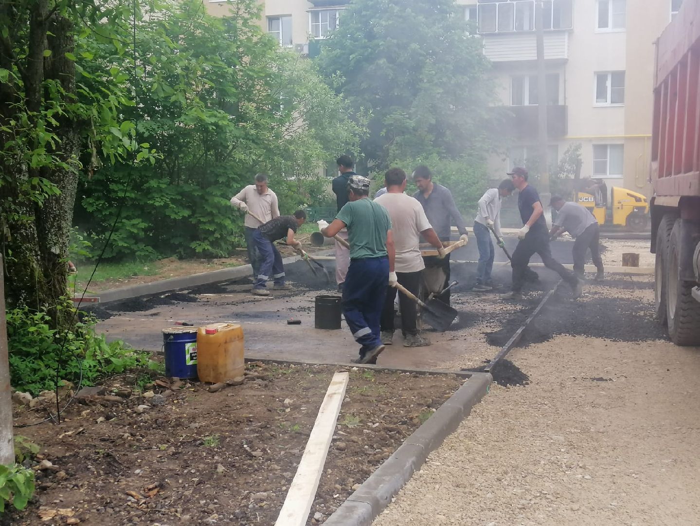благоустройство, городской округ восход, парковка автомобилей, асфальт, парковочный карман,