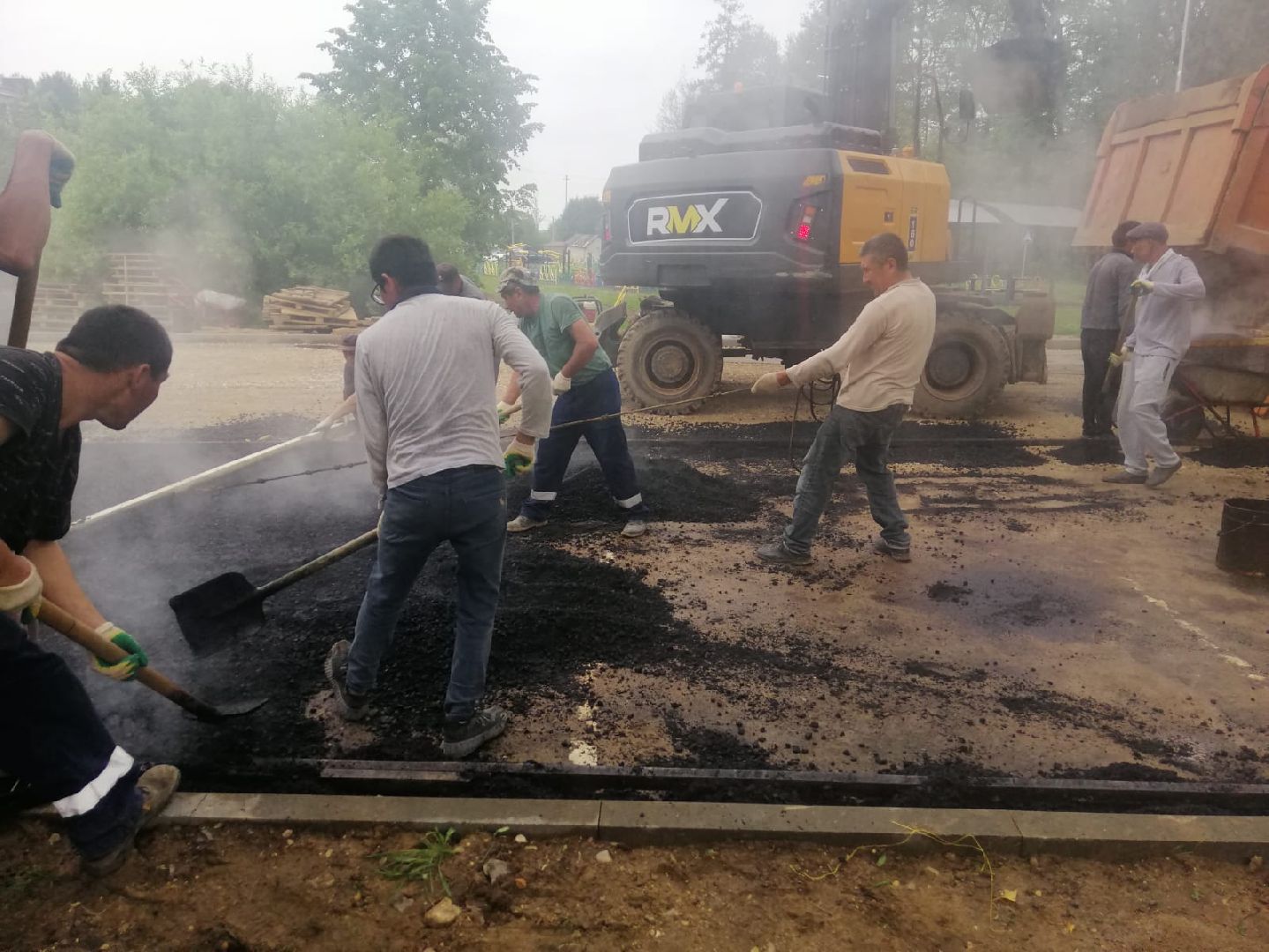 благоустройство, городской округ восход, парковка автомобилей, асфальт, парковочный карман,