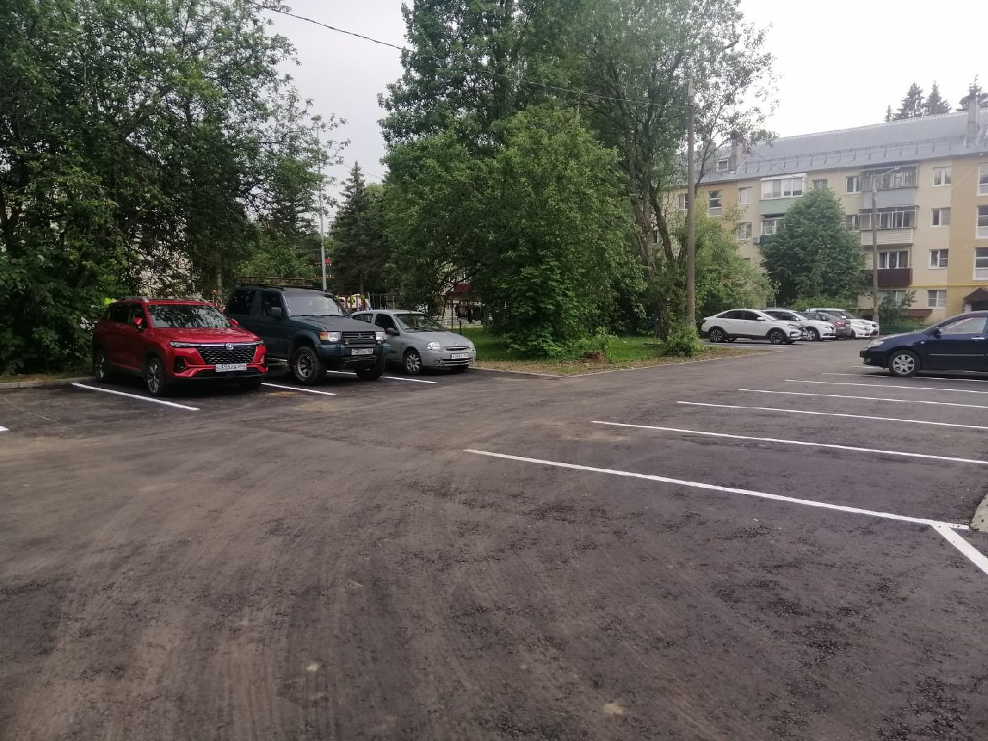 благоустройство, городской округ восход, парковка автомобилей, асфальт, парковочный карман,