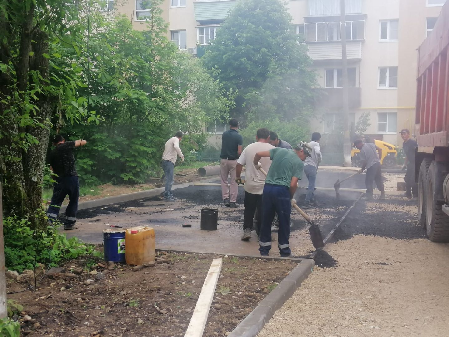благоустройство, городской округ восход, парковка автомобилей, асфальт, парковочный карман,