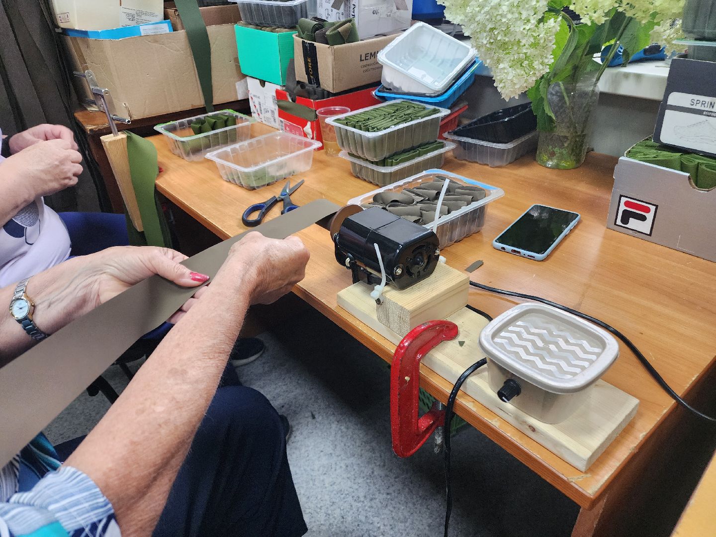 фрязино, плетение маскировочных сетей, добровольцы, сво,