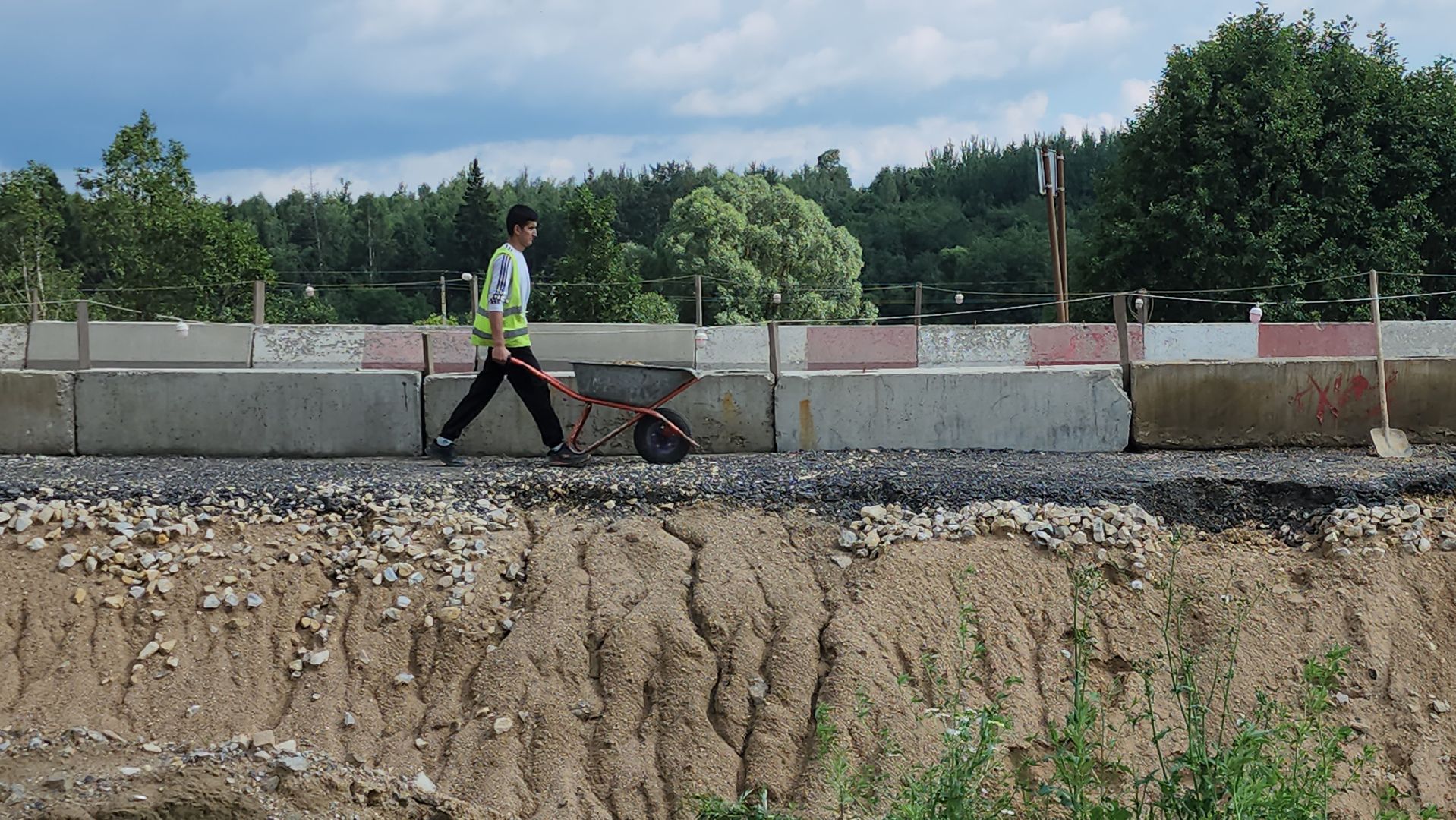 Истра, Мост, Дороги,