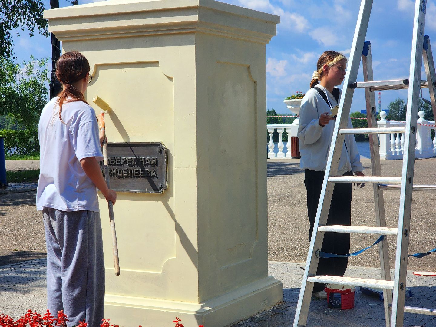 дубна, менделеевская набережная, благоустройство, малые архитектурные формы,