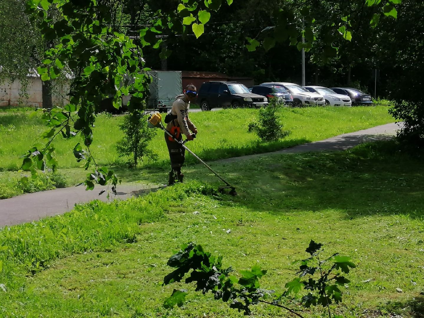 благоустройство, городской округ восход, покос травы, газон,