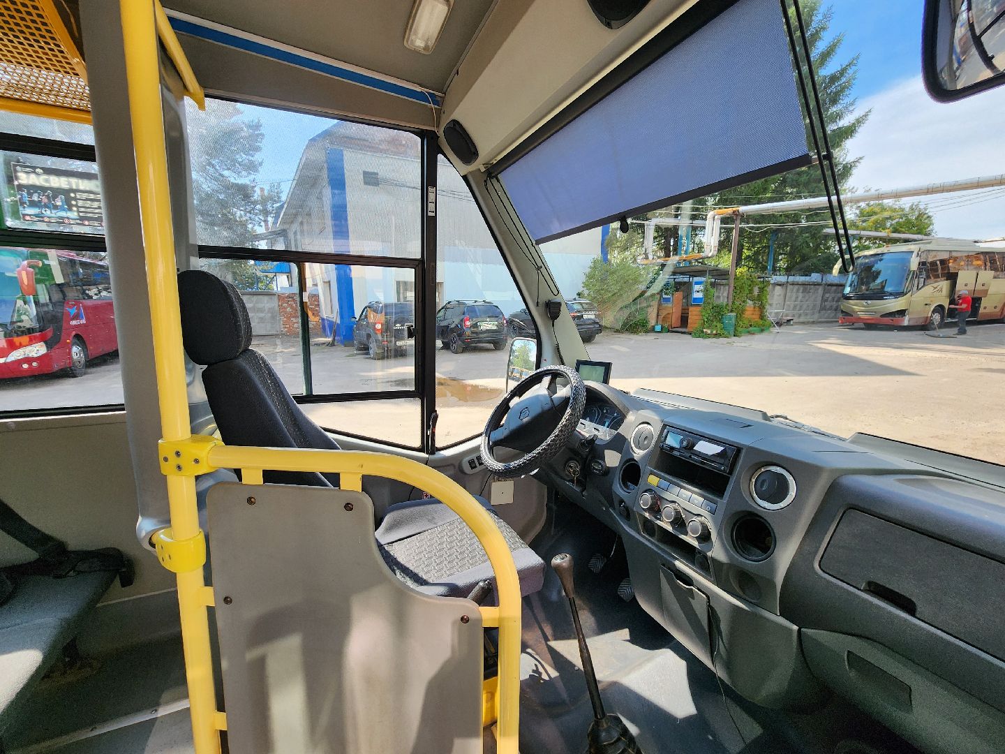 чехов, новые школьные автобусы, перевозка детей, хранение автобусов, техобслуживание, техосмотры, постановка транспорта на учет, компания автотранссервис-16, безопасность,  комфорт, подготовка к новому учебному году, правительство московской области, губернатор подмосковья,село новый быт, поселок любучаны,