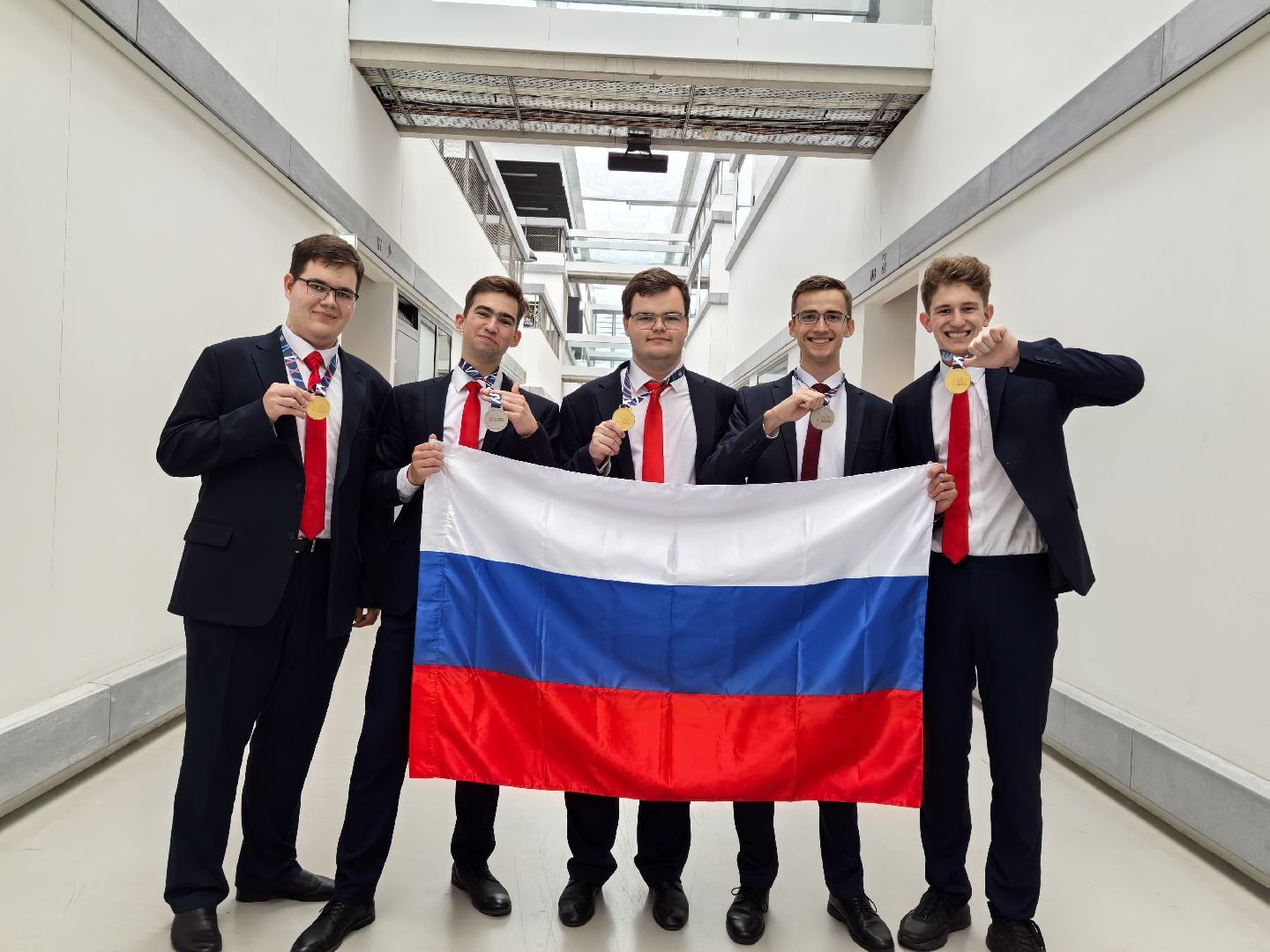 долгопрудный, мфти, международная олимпиада по физике, париж, президент РФ,