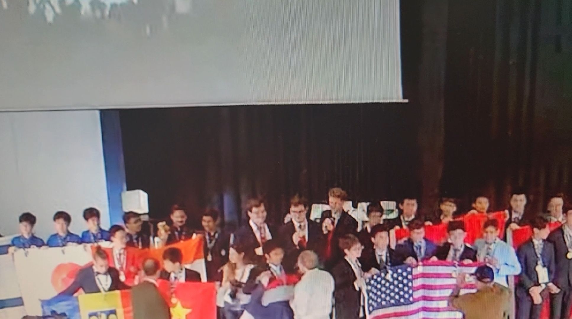 долгопрудный, мфти, международная олимпиада по физике, париж, президент РФ,