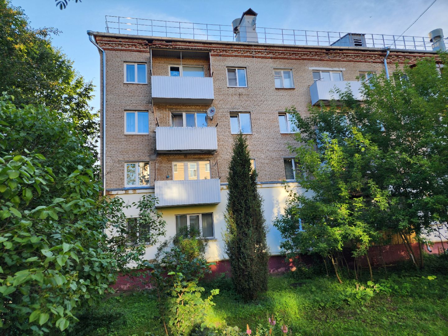 чехов, село новый быт, выездная администрация, встреча с жителями, обращения граждан, улица нати 4, ремонт фасада, ремонт фронтонов, капремонт кровли, текущий ремонт, депутат анатолий чугаев,