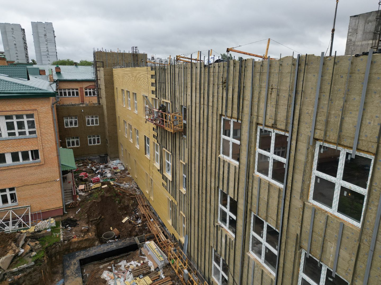 видео с коптера, школа 29 имени забродина, пристройка к школе 29,