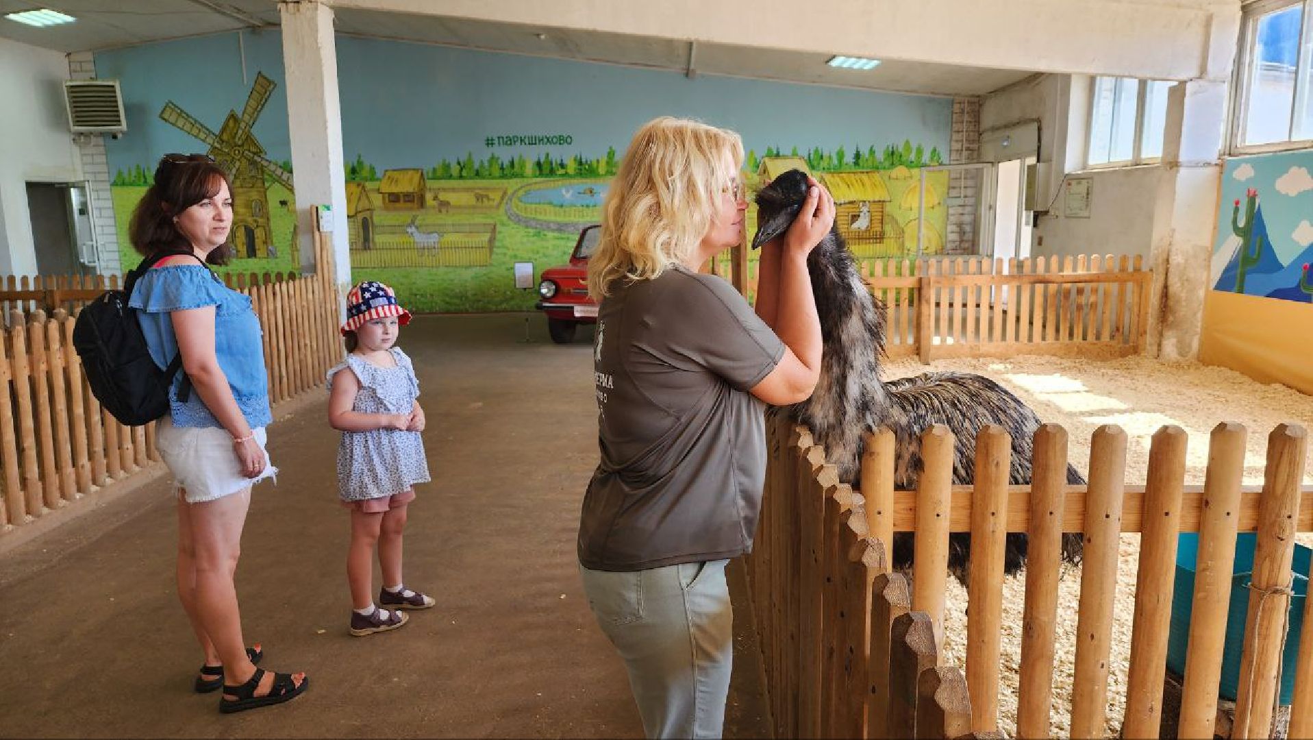 Дмитров, Зооферма Шихово, Туризм,