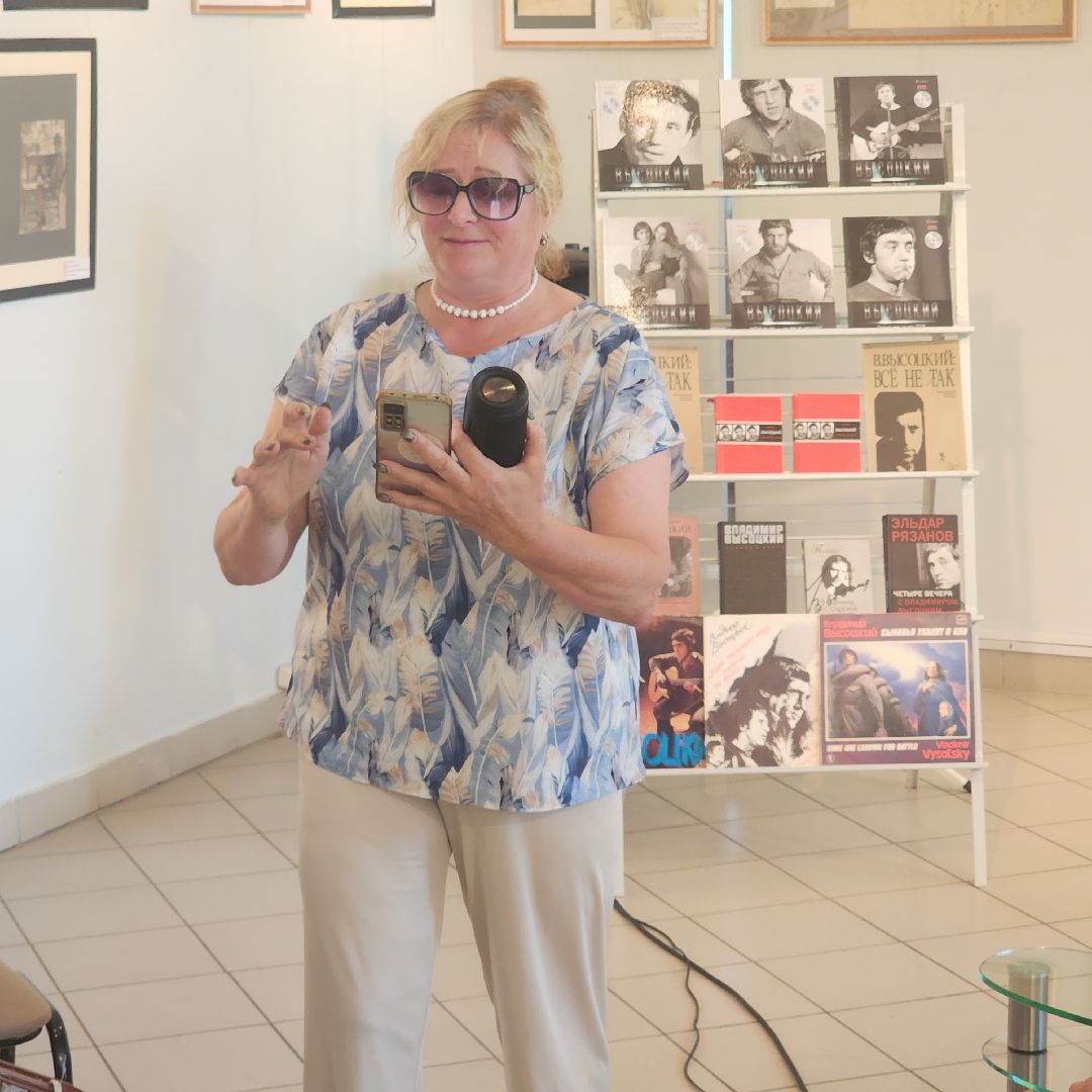 Культуоа , Кранведение , История , Авторская песня , Люди Звенигорода ,