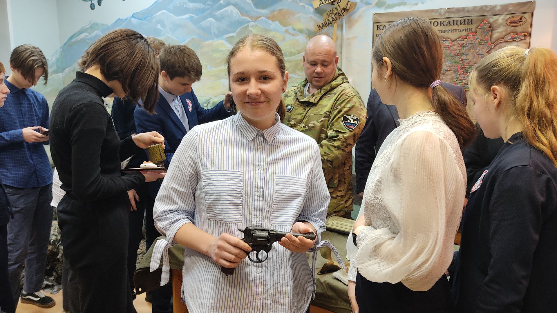 Лобня, образование, поисковики