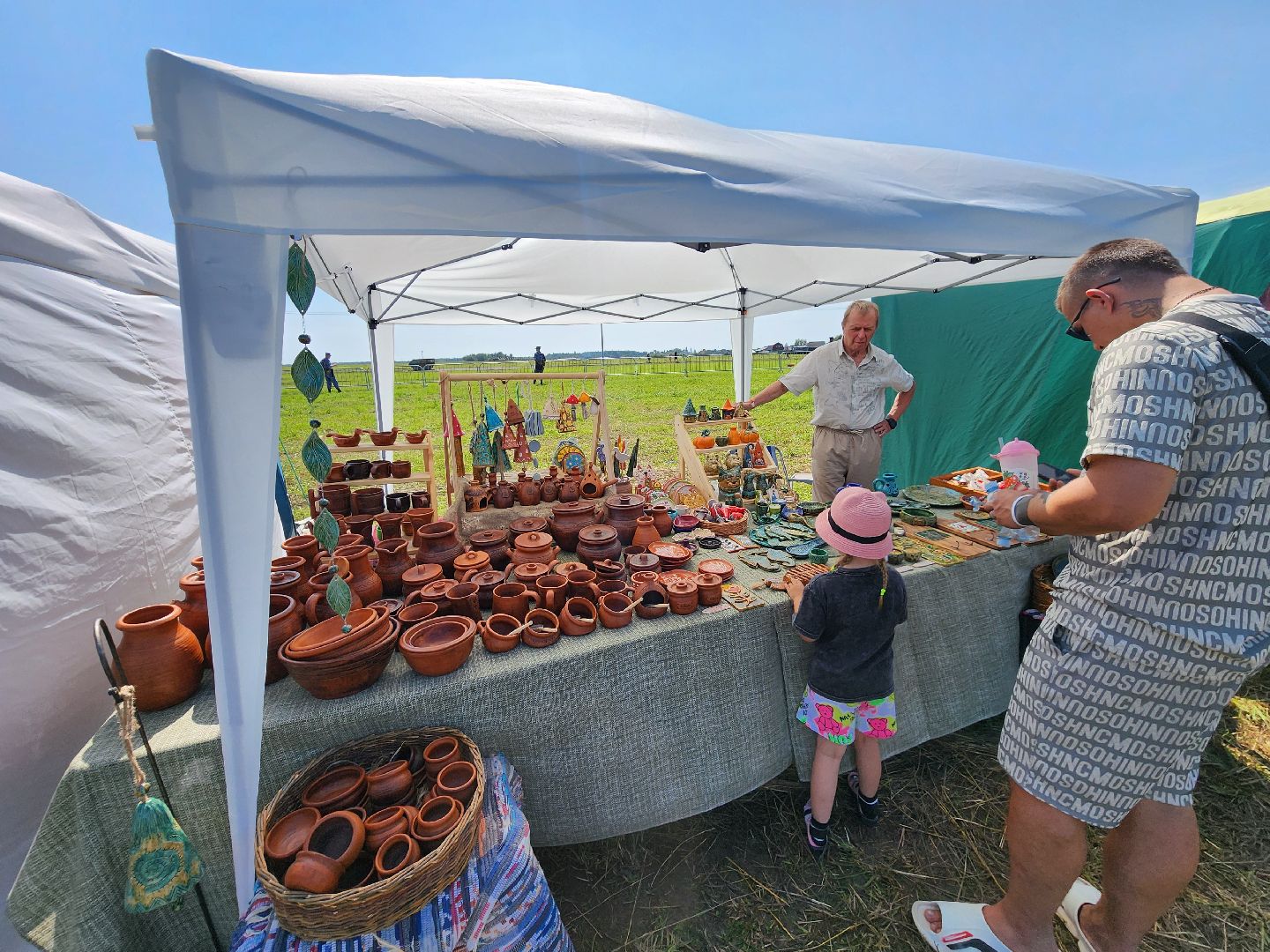 чехов, село молоди, фестиваль гуляй город, мастер классы, искусства и ремесла, исторический тир, народная кухня,народные игры, народные забавы, концерт, песни и танцы, фольклорные коллективы, аттракционы, надувные горки, карусели, батуты, торговые ряды, ярмарка, реконструкция молодинской битвы,квесты конкурсы викторины,