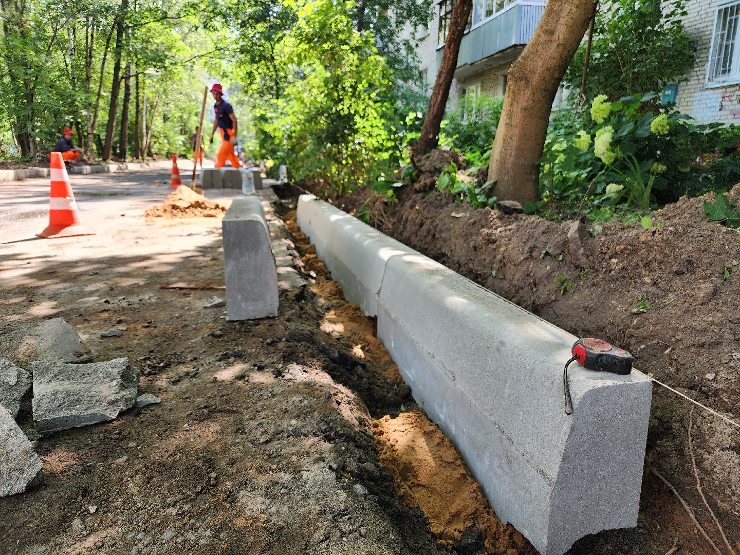 фрязино, благоустройство двора, комплексное благоустройство, бордюры,