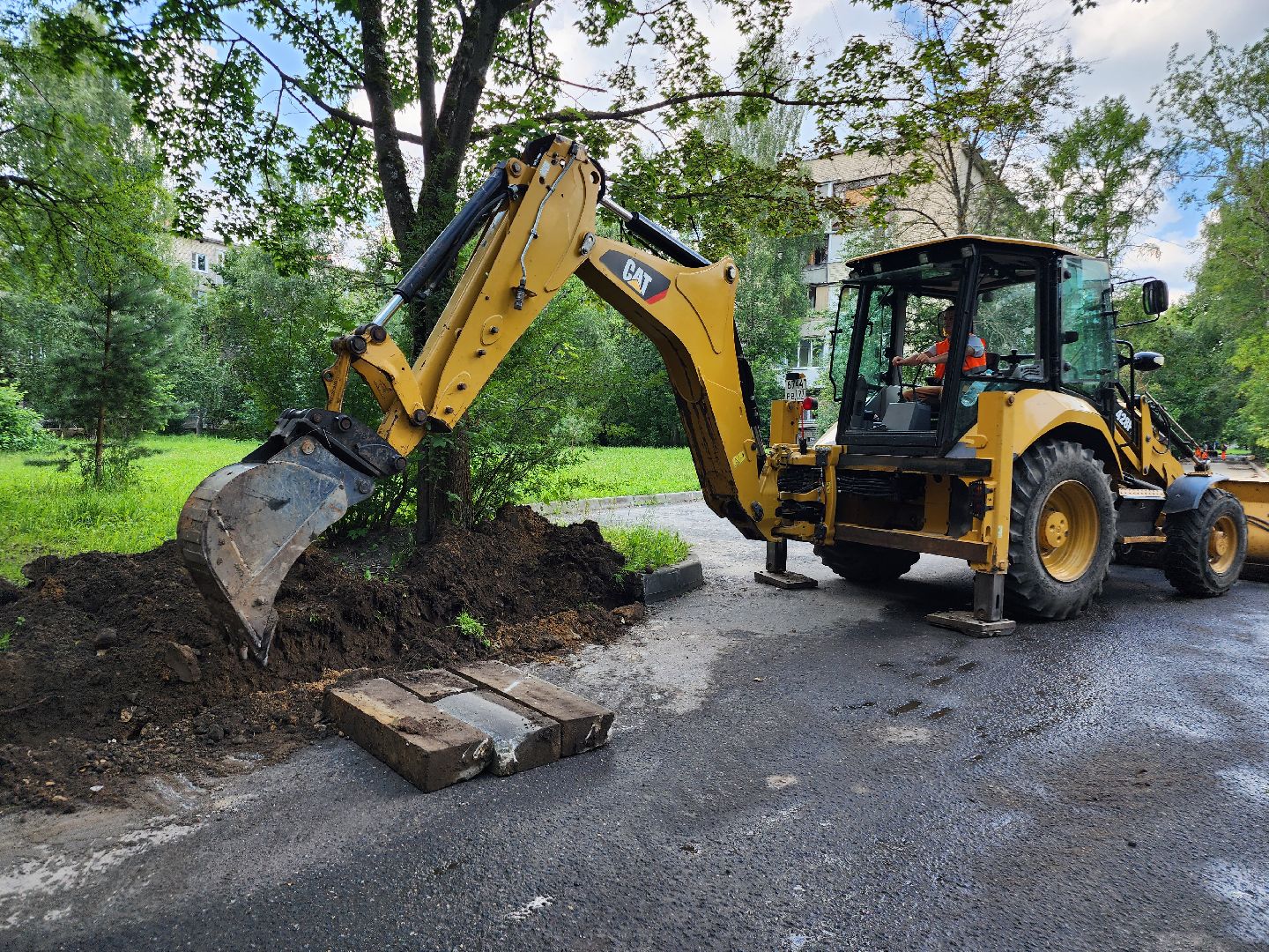 фрязино, благоустройство двора, комплексное благоустройство, бордюры,