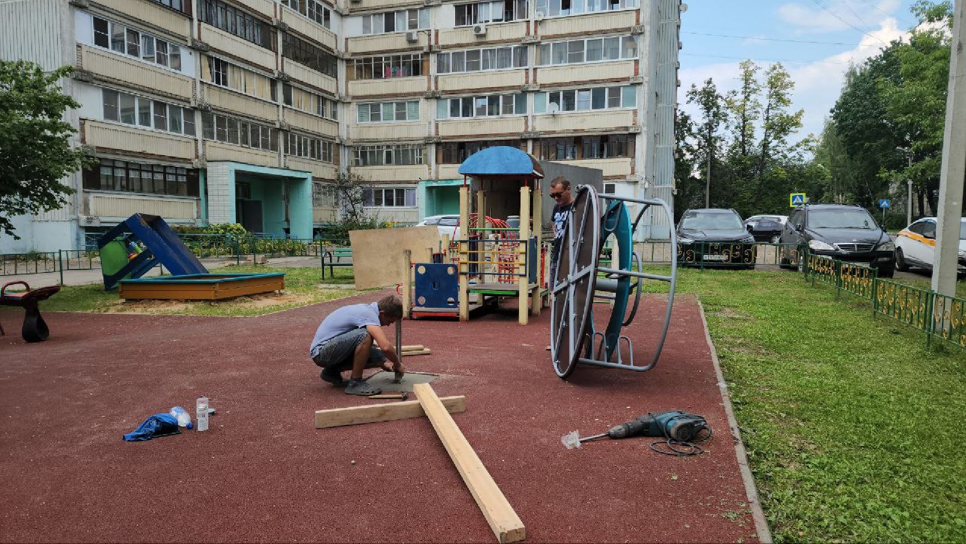 Карусель , Песочница, Лобня, детская площадка,