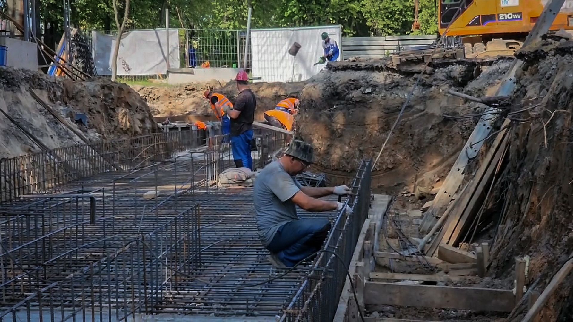 бронницы, строительство пристройки к лицею, монолитные работы, новый корпус лицея в бронницах,