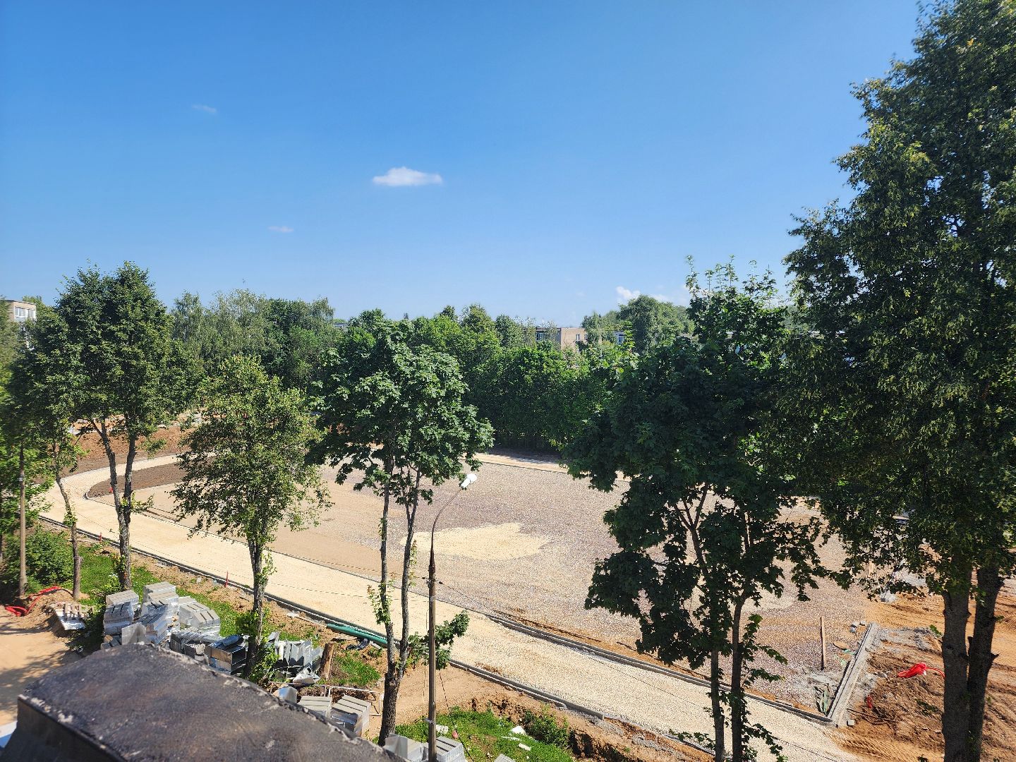 школа 8 пересвет, капитальный  ремонт, средняя школа 8, 1 сентября, замена инженерных сетей, замена кровли, утепление фасада, спортплощадка,