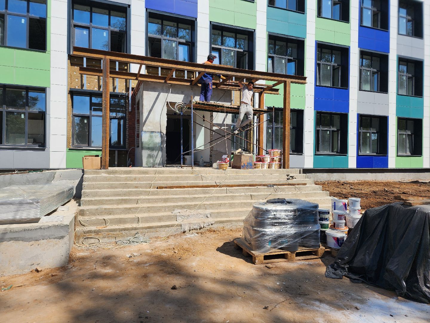 школа 8 пересвет, капитальный  ремонт, средняя школа 8, 1 сентября, замена инженерных сетей, замена кровли, утепление фасада, спортплощадка,