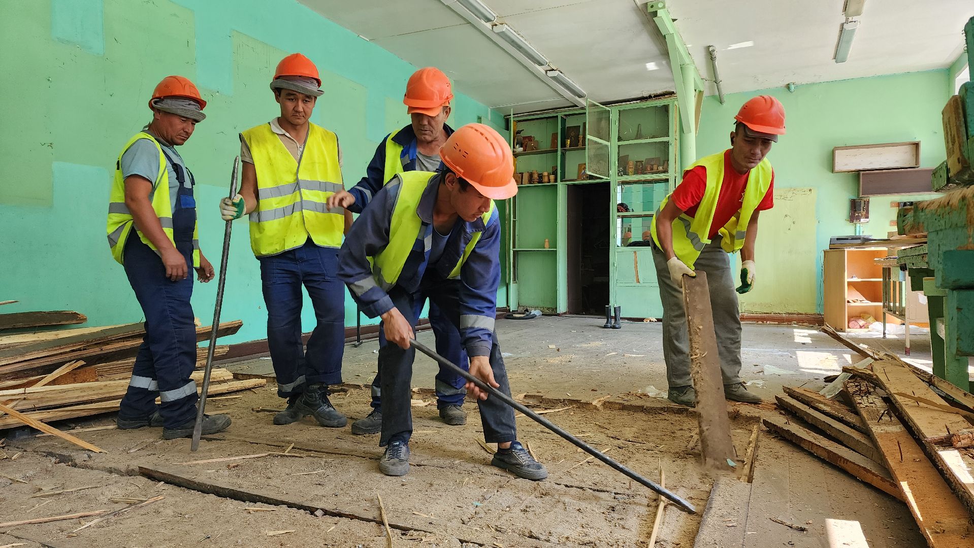 капитальный ремонт школы, Демонтаж , Лобня,Школа 3,