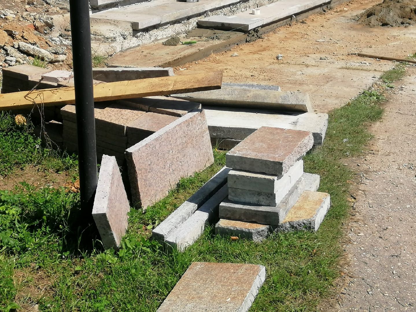 городской округ восход, благоустройство, стадион, ремонт входной группы, гранитная плитка,