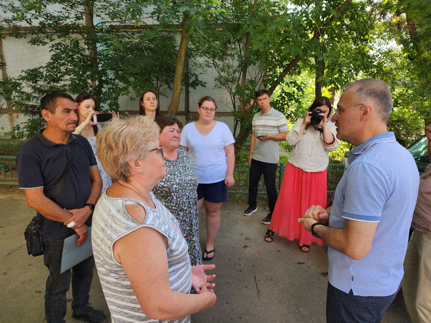 Чехов, депутат госдумы рф, александр коган, встреча с жителями, обращения жителей, переход домов в другую ук, проблемы жкх, подвалы, кровля, уборка подъездов и дворов, мбу чеховское благоустройство, госжилинспекция,