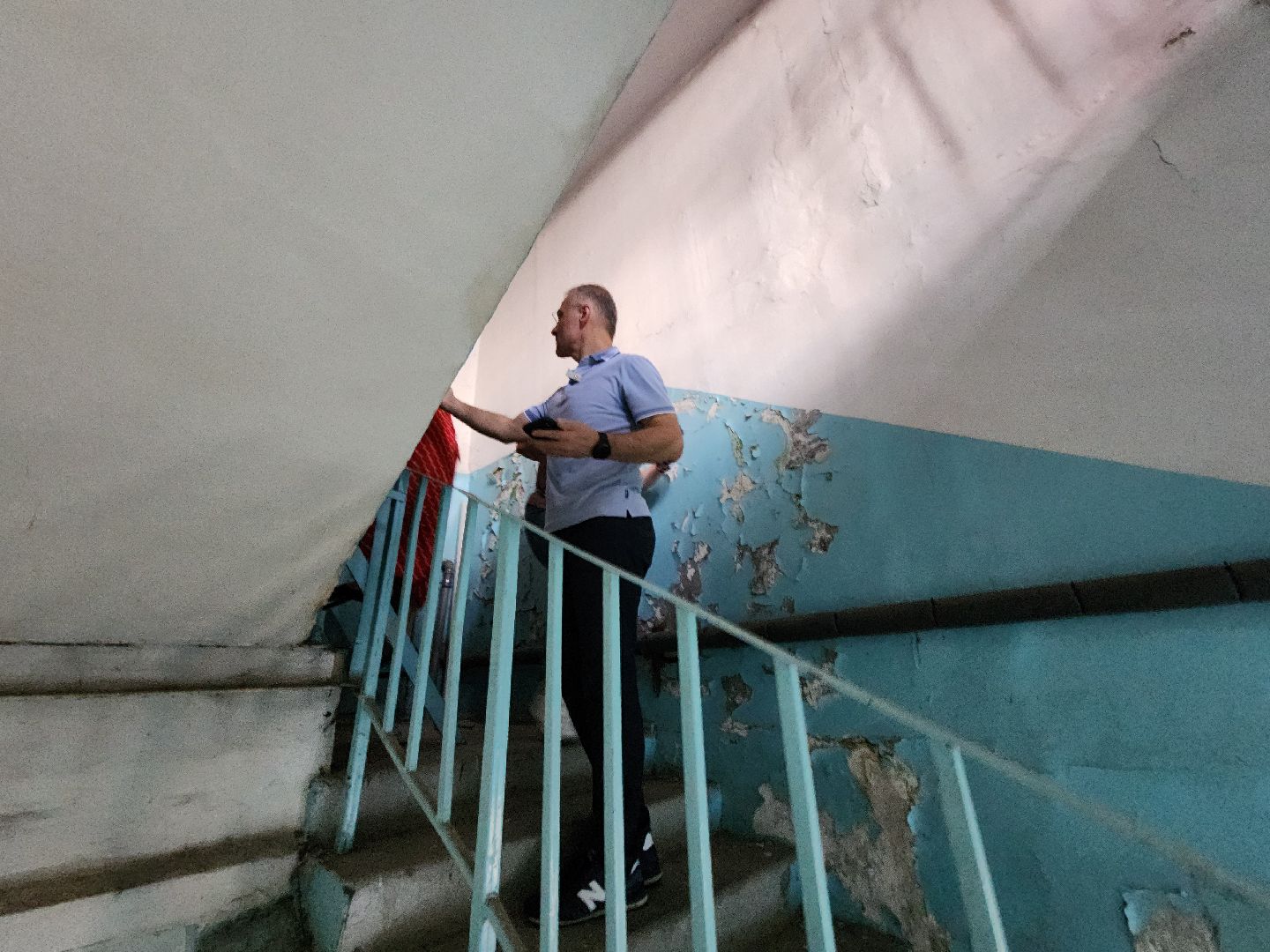 Чехов, депутат госдумы рф, александр коган, встреча с жителями, обращения жителей, переход домов в другую ук, проблемы жкх, подвалы, кровля, уборка подъездов и дворов, мбу чеховское благоустройство, госжилинспекция,