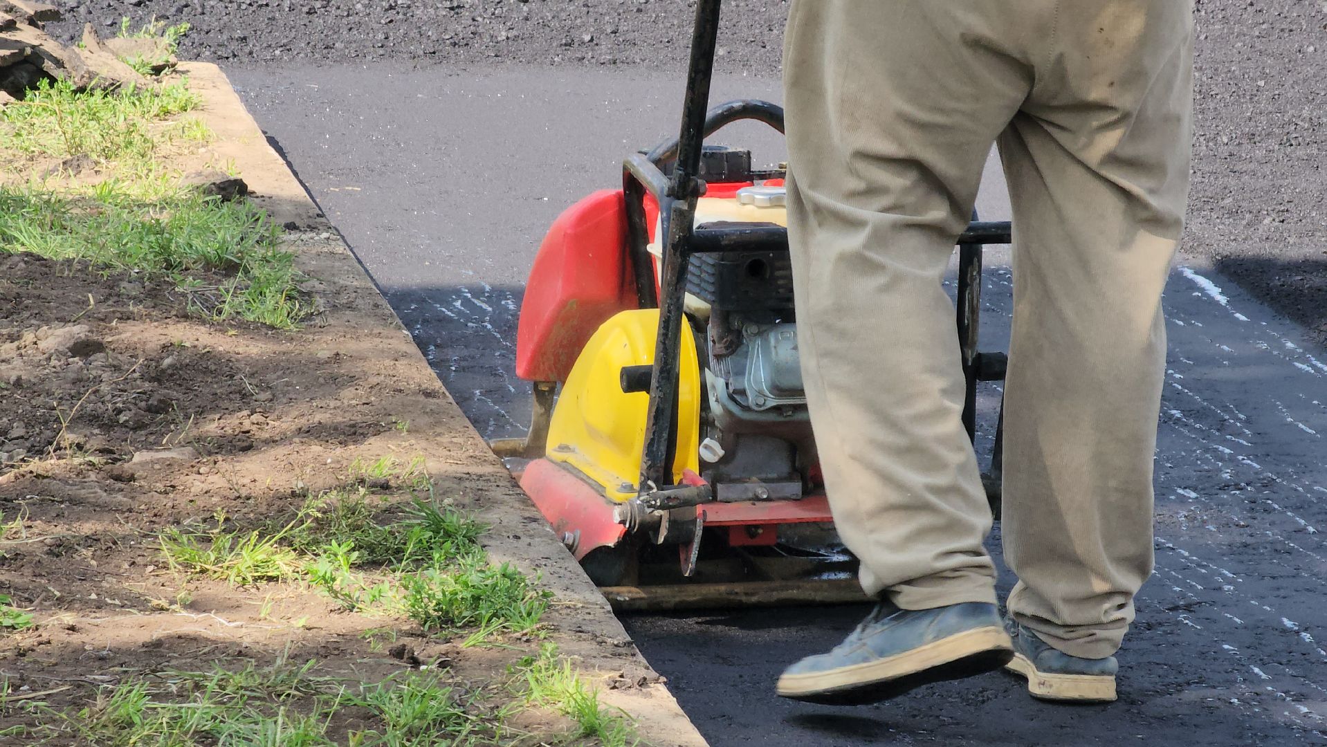 кашира, благоустройство, тротуар, асфальтирование, пешеходная зона, сквер, ремонт теплотрассы,