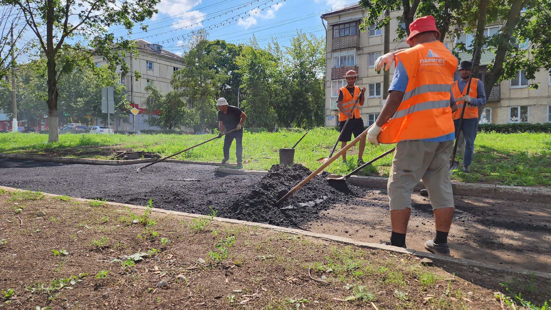 кашира, благоустройство, тротуар, асфальтирование, пешеходная зона, сквер, ремонт теплотрассы,