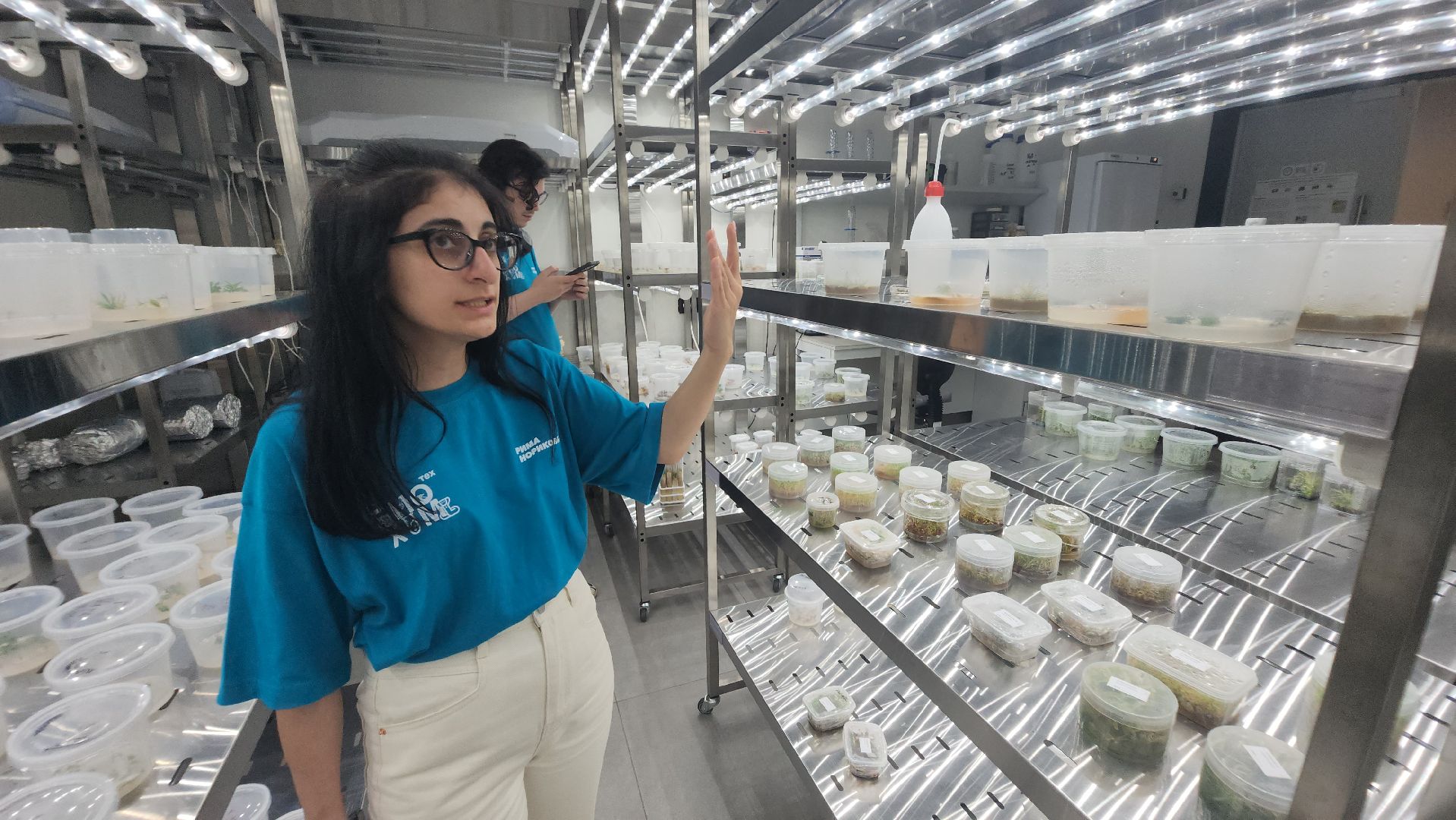 долгопрудный, технопарк физтех-лицея, международная смена, агротехнологии, гидропонная установка, микроклональное размножение растений,растения из пробирки,