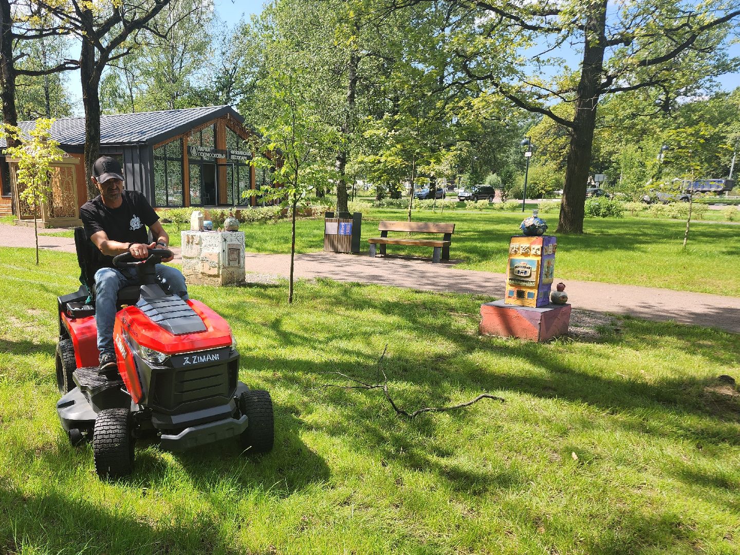 фрязино, лесопарк, садовая техника, покос травы,