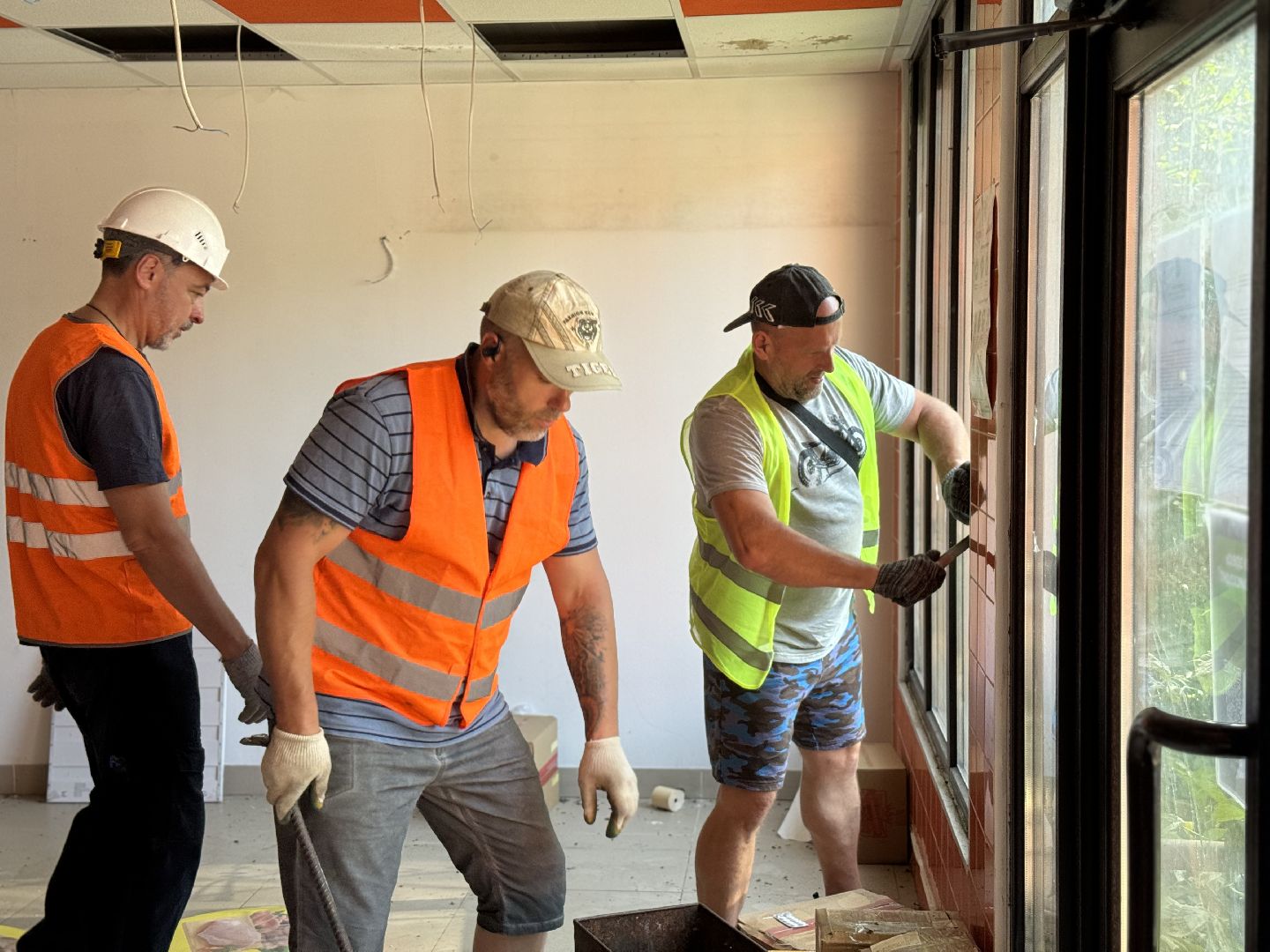 нестационарный объект, торговая палатка , ленинский городской округ,