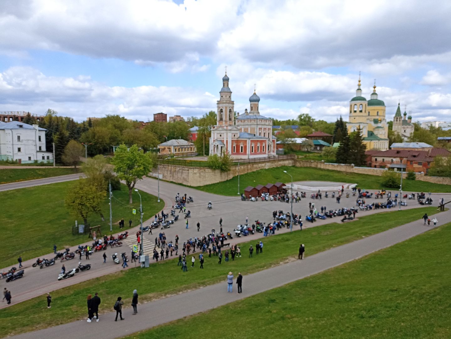 Серпухов, Подмосковье, мотоциклы, байкеры, открытие сезона