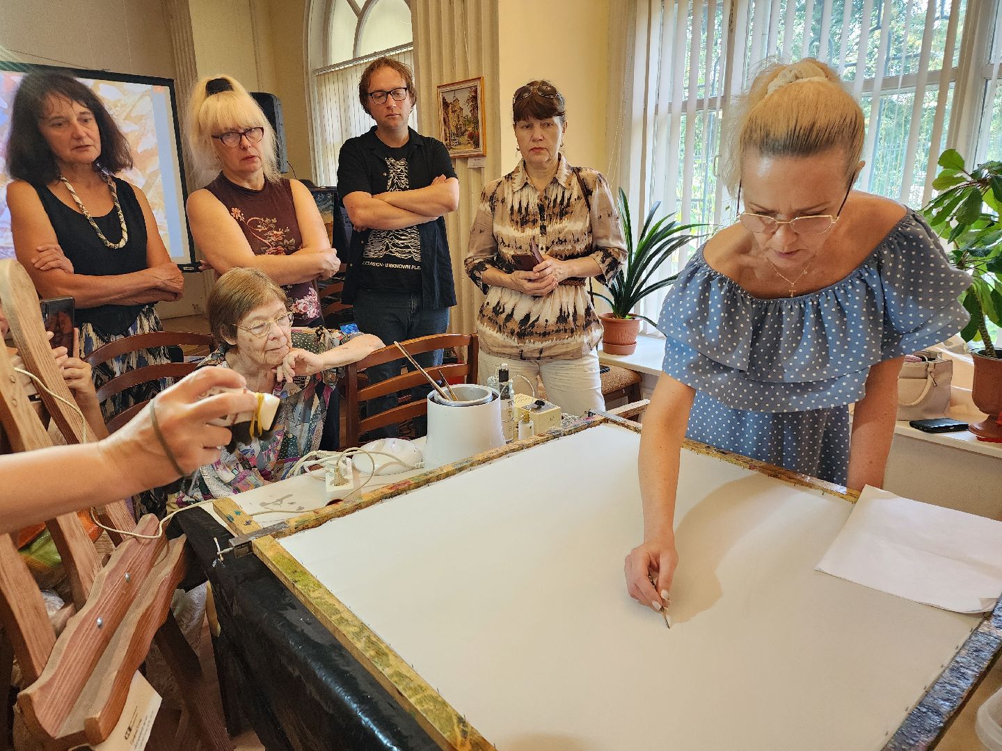 фрязино, открытие выставки, культурный центр, батик, мастер-класс,