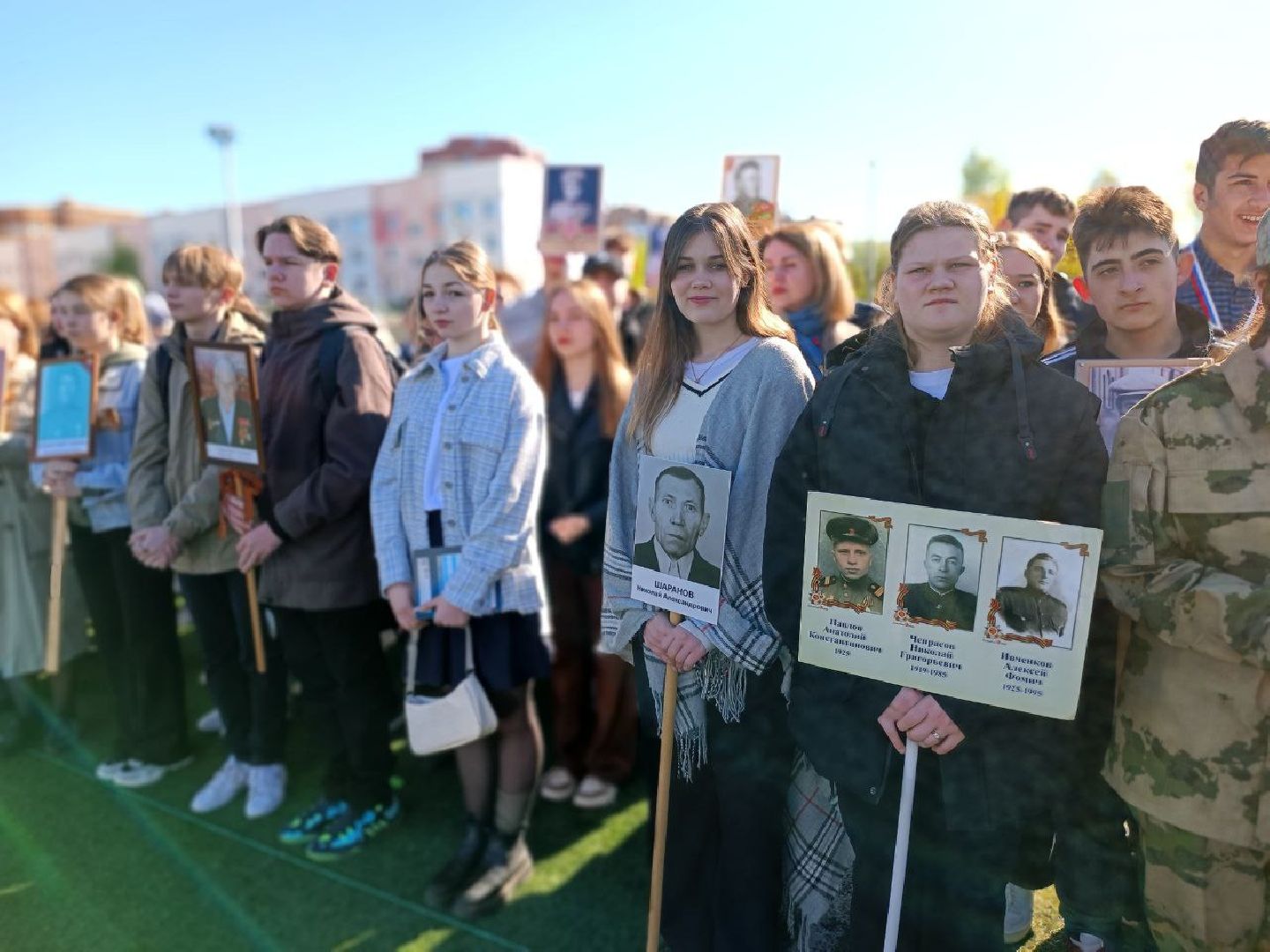 Можайск, Можайский городской округ, Подмосковье, День Победы, герой, ветеран, советский солдат, Бессмертный полк, школьники, шествие, память