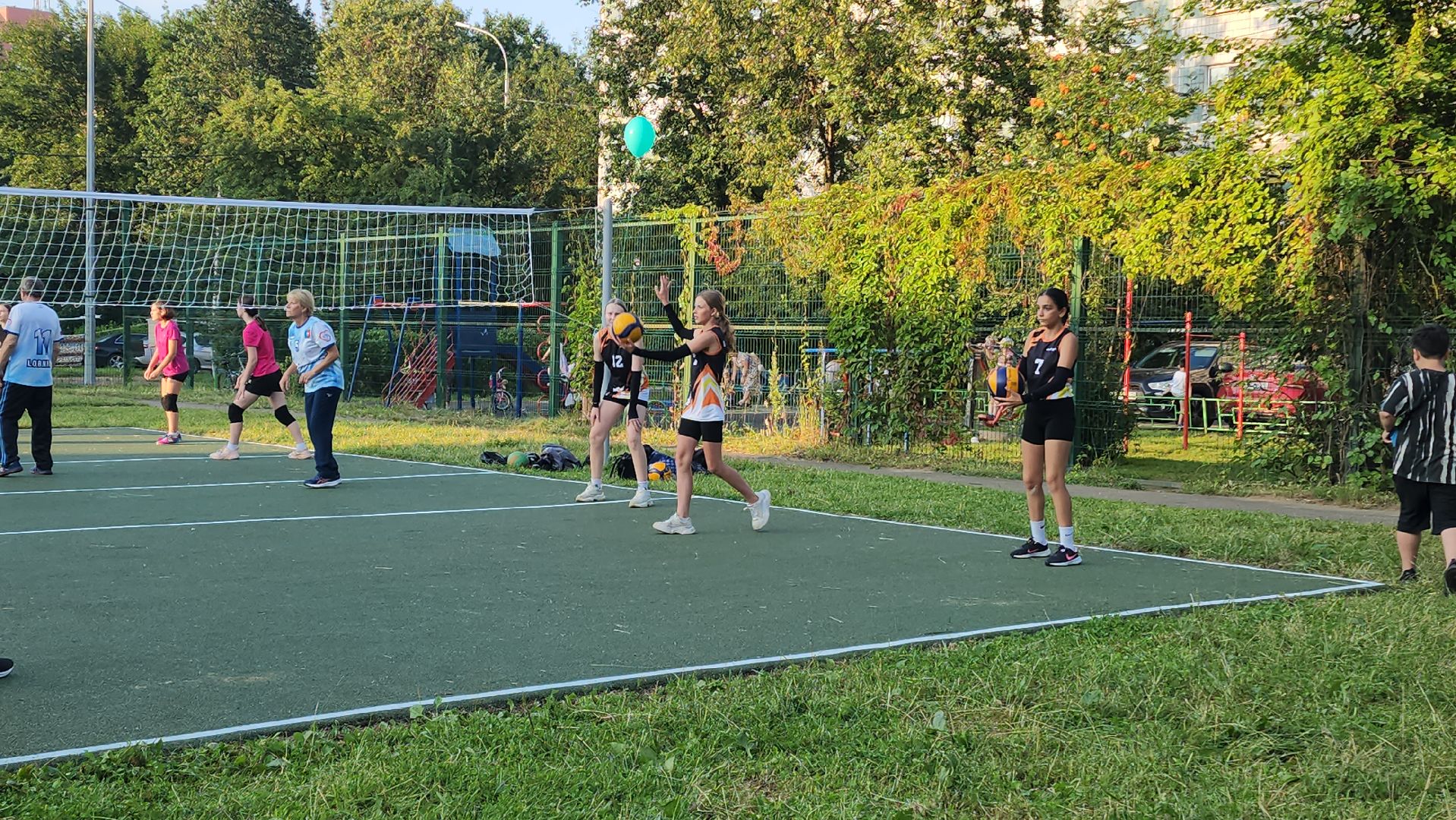 спортивная площадка, Лобня, открытие спортивной площадки,Подарок жителям города ,