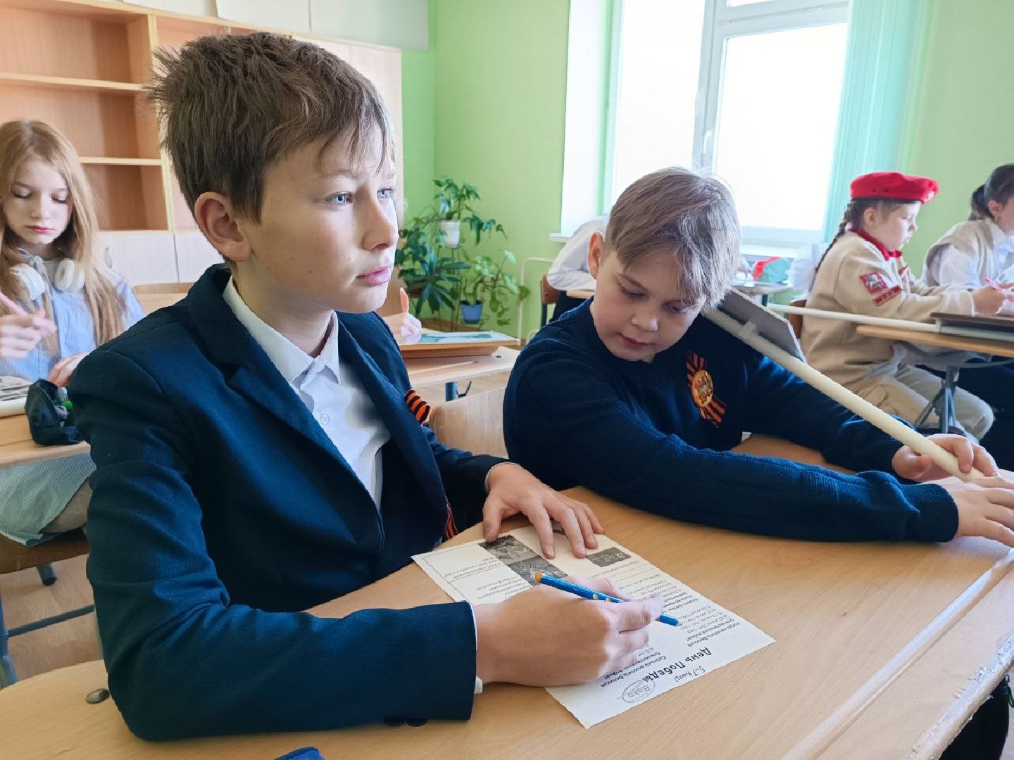 Можайск, Можайский городской округ, Подмосковье, День Победы, герой, ветеран, советский солдат, Бессмертный полк, школьники, шествие, память, урок мужества