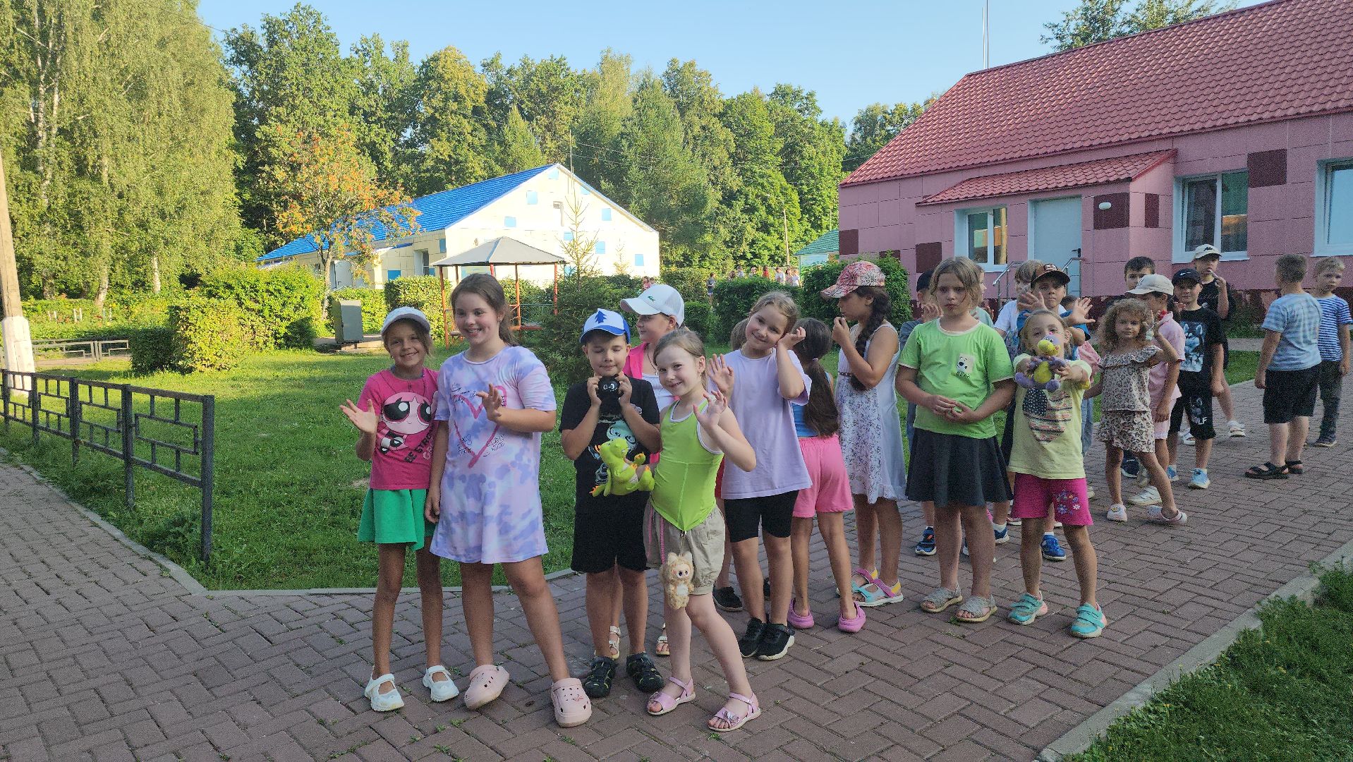 Зарайск, дол осетр,  летние каникулы, смена в лагере, отдых детей,