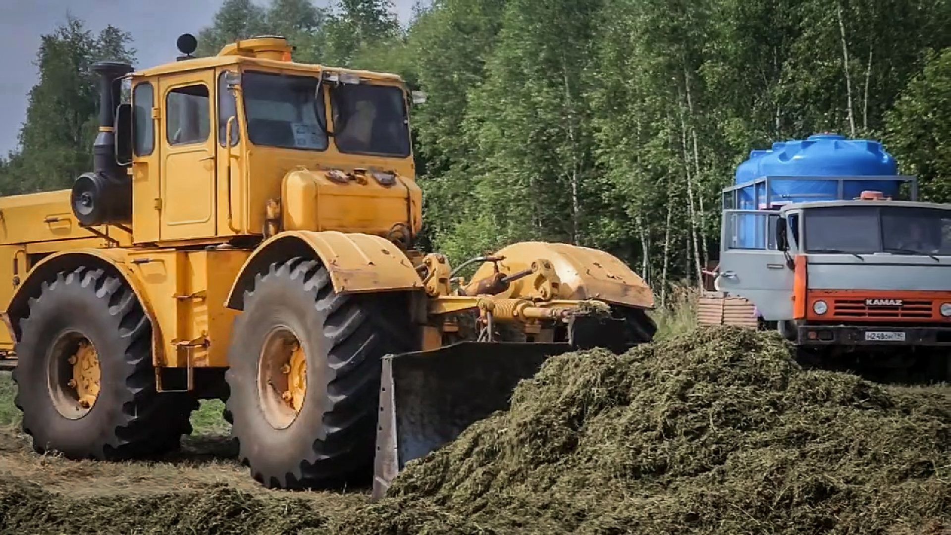 бронницы, сельскохозяйственное предприятие , заготовка кормов, заготовка сена, заготовка сенажа для коров,