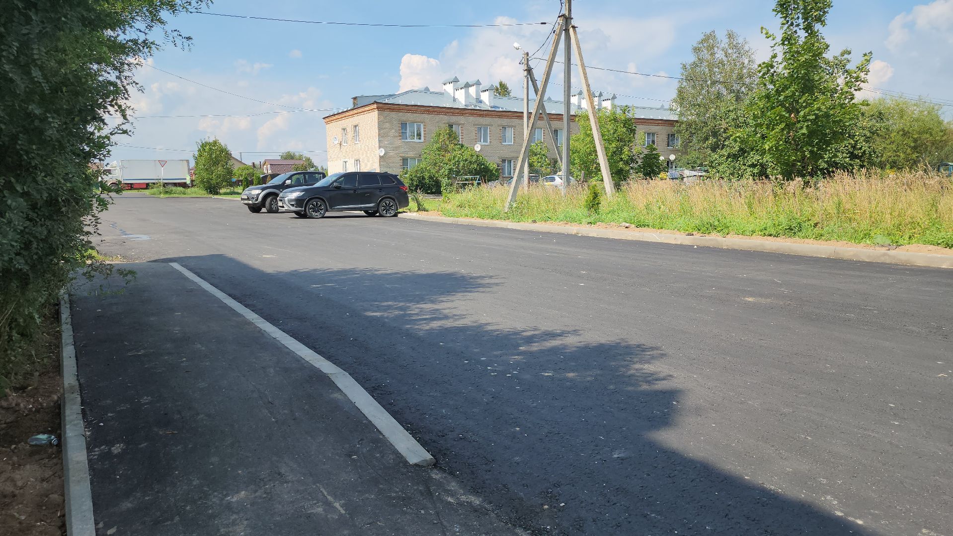 щёлково, Богослово, благоустройство двора, новый асфальт,