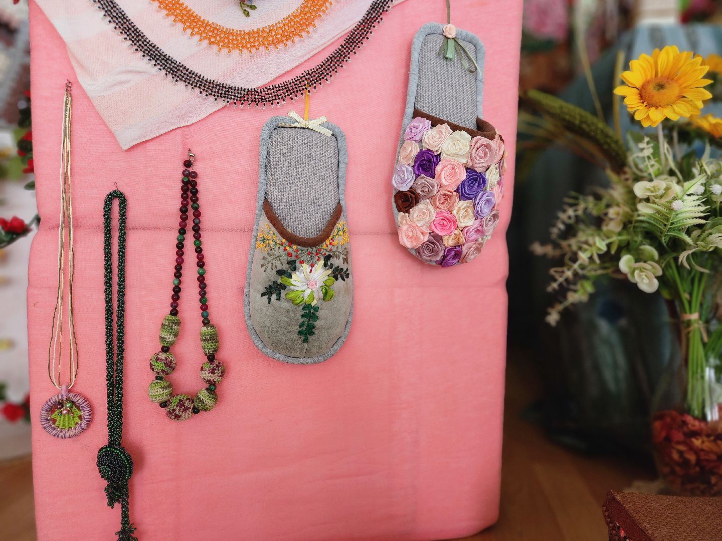 фрязино, активное долголетие, декоративно-прикладное искусство, открытие выставки, творчество без возраста,