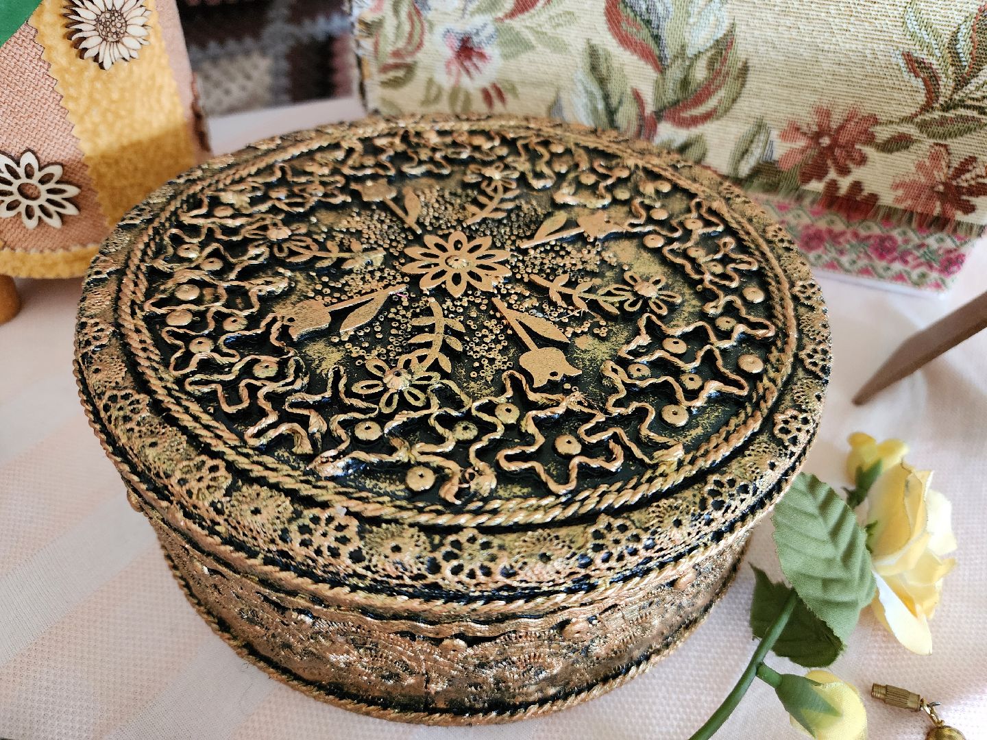 фрязино, активное долголетие, декоративно-прикладное искусство, открытие выставки, творчество без возраста,