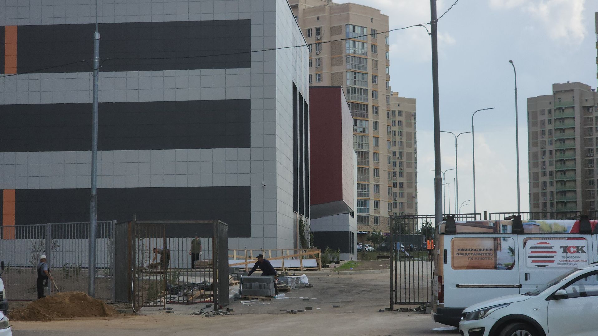 долгопрудный, школа в микрорайоне центральный, новый бульвар, дорожка, плитка, школы,